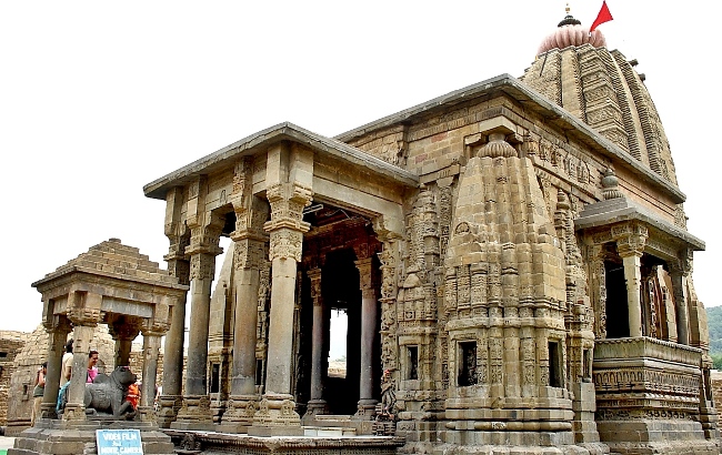 Shiva temple bajinath