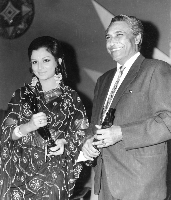 Sharmila Tagore and Ashok Kumar
