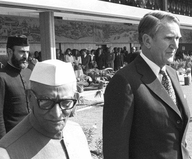 malcolm fraser with indian pm