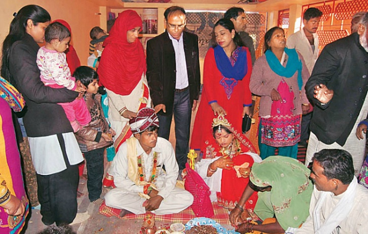 Muslim Couple Adopts A Hindu Girl To Marry Her Off With Hindu Rituals 