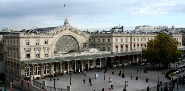 Paris Train Station
