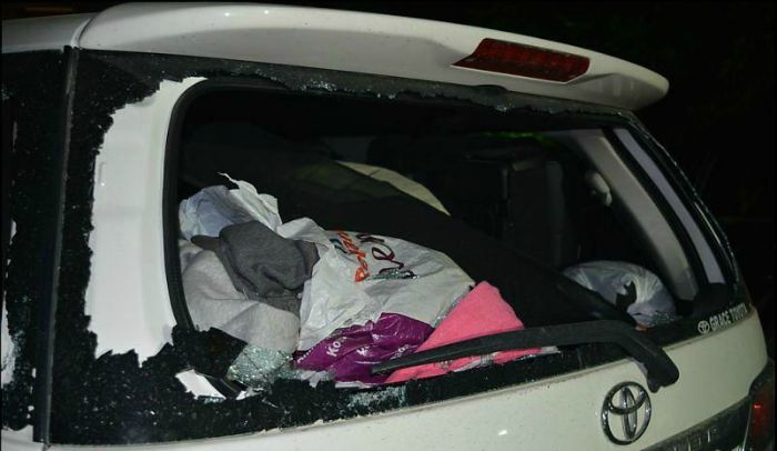 Leh Tourist Vehicle Attacked 