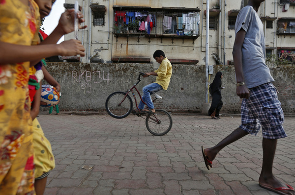 kid on cycle india