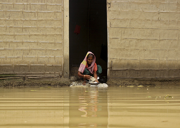 Women in assam floods