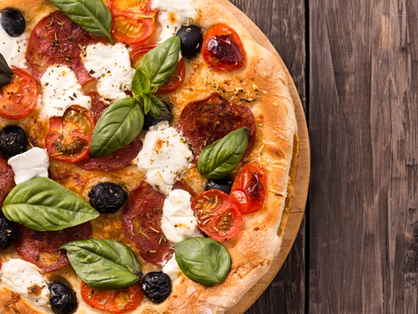 10 Tips To Make Your Homemade Pizza Healthier