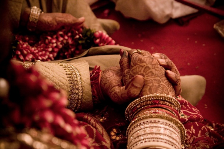 22 Reasons Why Eloping Is A Better Idea Than A Big Fat Indian Wedding 