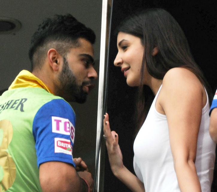 Virat Ignores Code Of Conduct To Chat Up Anushka. Haters Throw The Rule Book At Him!