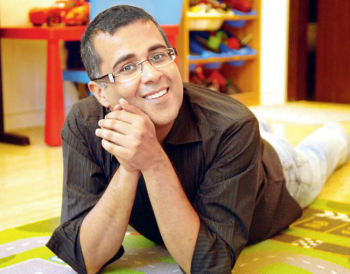 After Being Branded A Pseudo-Intellectual, Chetan Bhagat Now Decodes The Indian Liberals For Us
