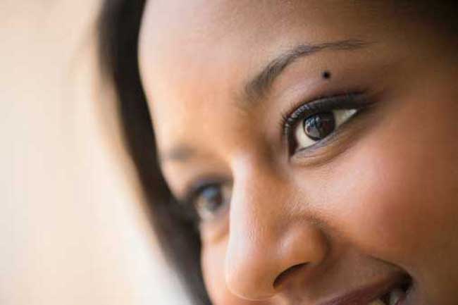 Your Face Moles Reveal About Your Personality 