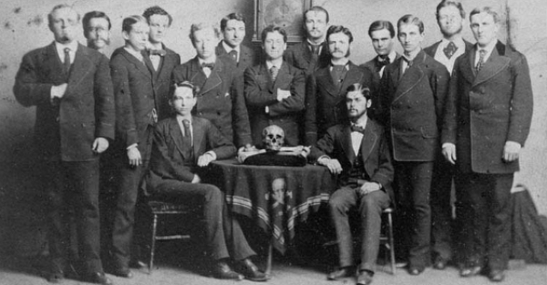 skull and bones founded