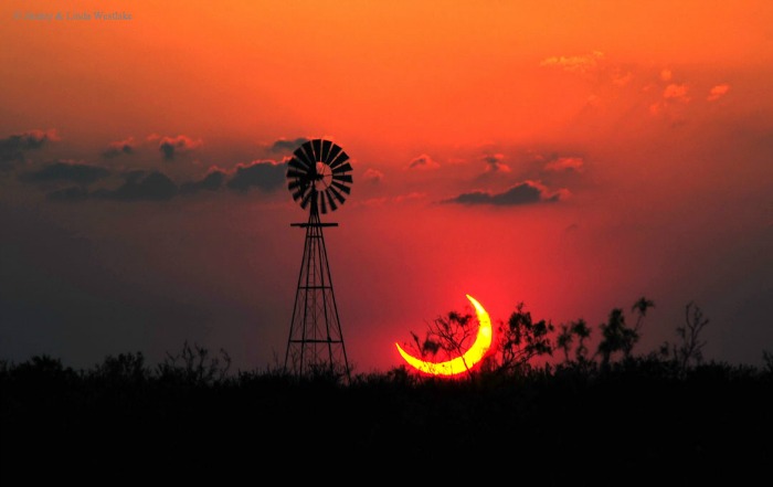 Partial solar eclipse, Texas