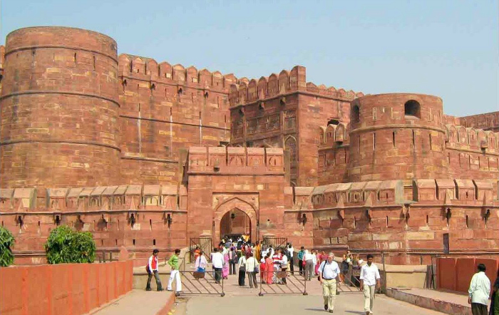 Soon You Will Be Able To Walk To The Taj Mahal From Agra Fort Via A Skywalk