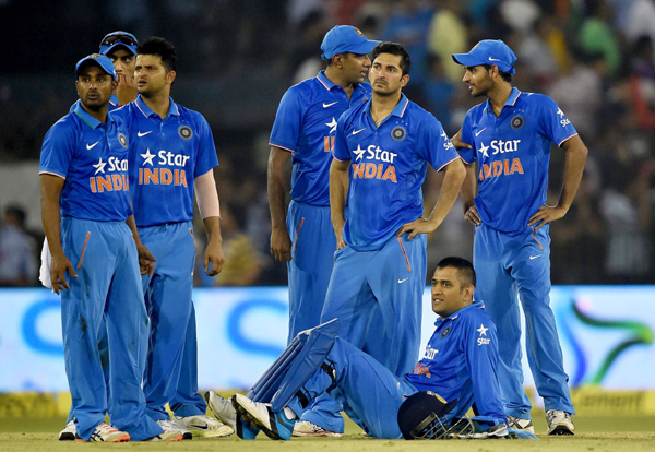 Dhoni and his team