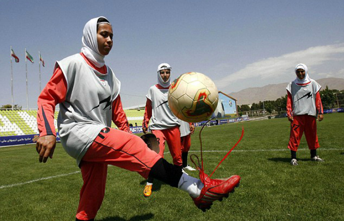 Eight Players Of Irans Womens Football Team Are Men Wtf