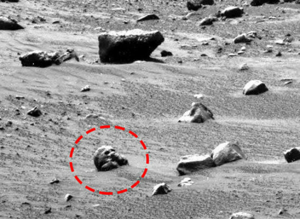 Skull on Mars