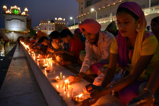 411th anniversary of the installation of Sri Guru Granth Sahib