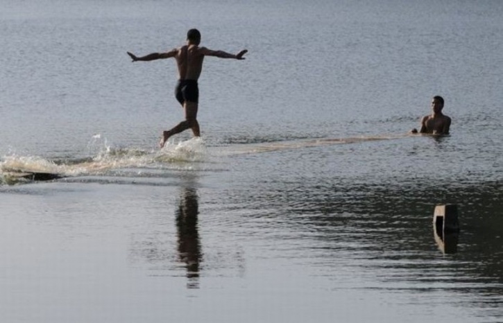 Shaolin Man Running On Water
