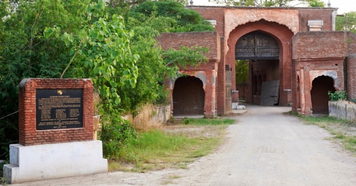 Entry to the fort