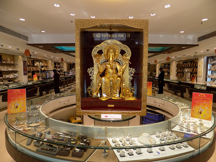 The Season's Most Expensive Ganesha Costs Rs. 16 Lakh, And It Was Made