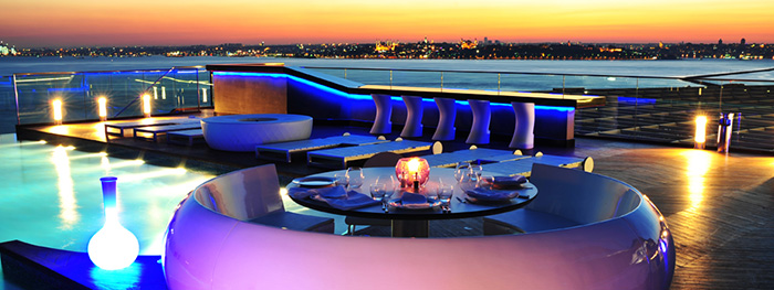 7 Rooftop Bars Around The World That Will Take Your Breath Away With