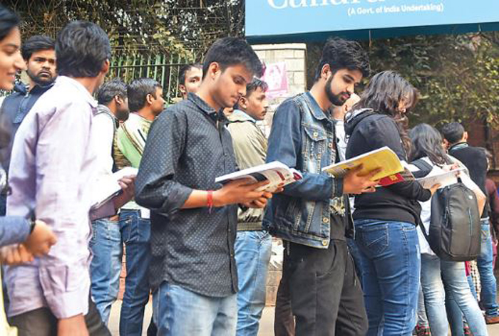 Students resort to studying in ATM lines