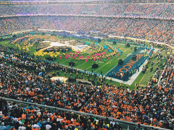 Coldplay Showed Some Love For India, Bruno Mars Delivered Some Uptown Funk But Beyonce Literally Took Over SuperBowl 2016 Halftime Show