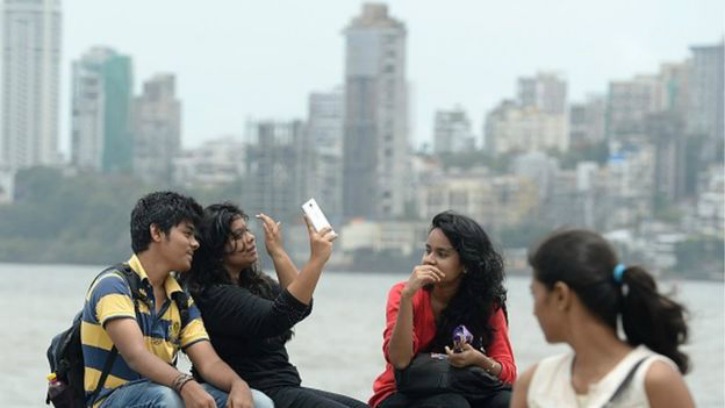India Tops The List Of Most Selfie Deaths In The World