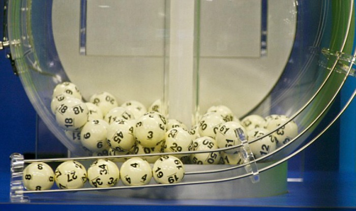 Syrian refugee wins French lottery