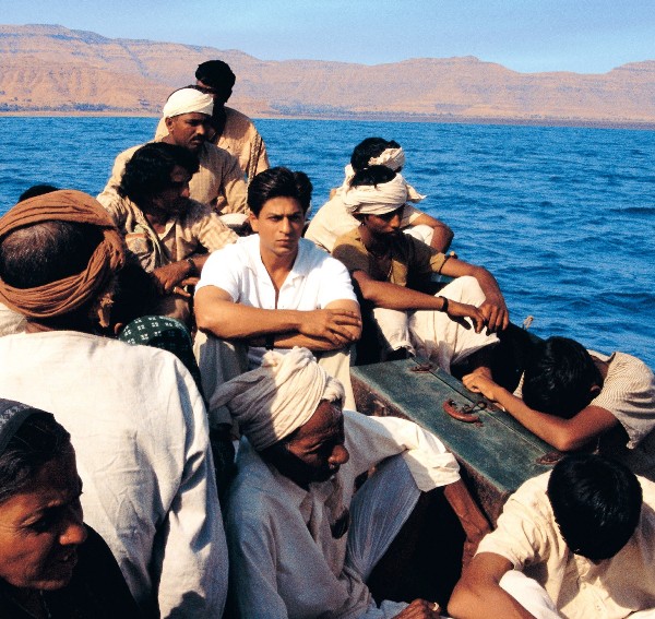 Swades - December 17, 2004 | Best bollywood movies, Hindi movies, Bollywood  movies