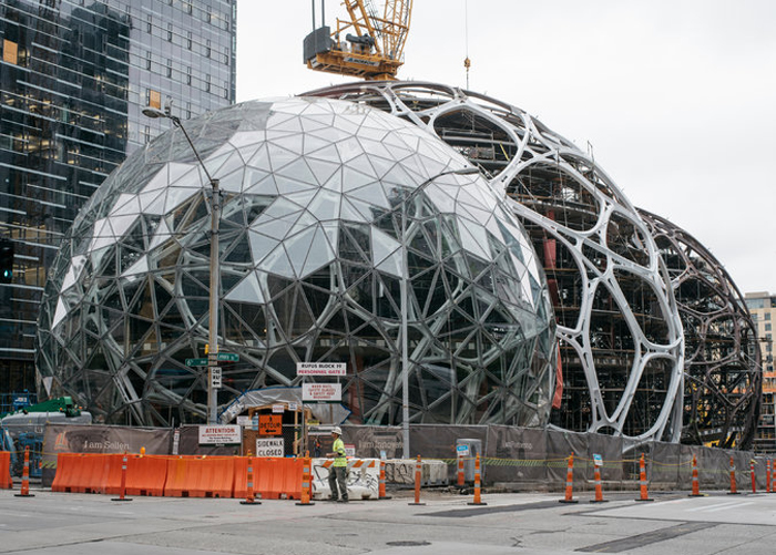 Amazon Is Building Treehouses For Employees!