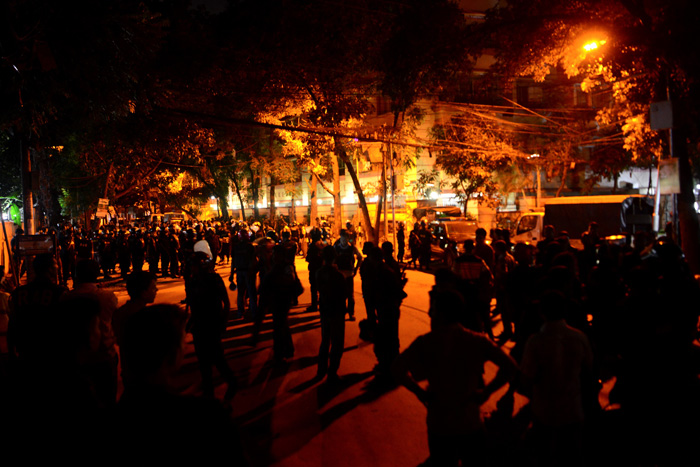 Cafe in Dhaka attacked 