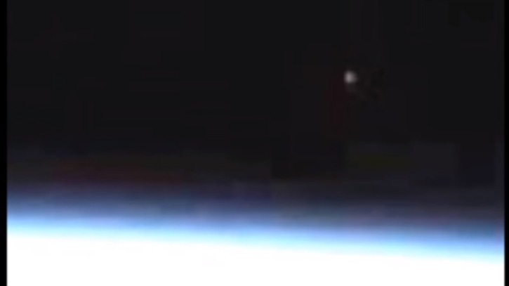 NASA Cuts Off Live Feed From International Space Station Just As A UFO ...