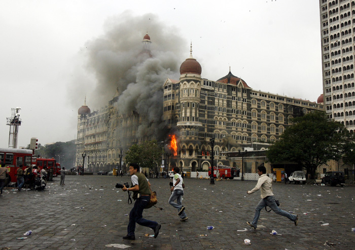 Here Is The Story of  Unsung Hero And US Marine Ravi Dharnidharka who saved 157 Lives In Taj Hotel On 26/11 AFP
