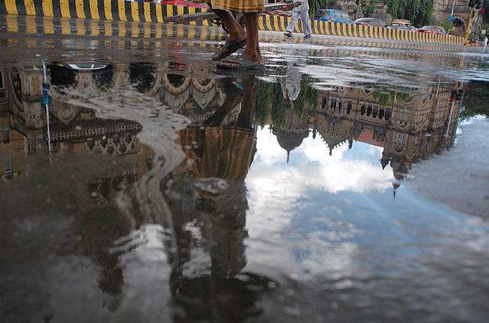 Mumbaikars Cheers As Pre-Monsoon Showers Hit The City