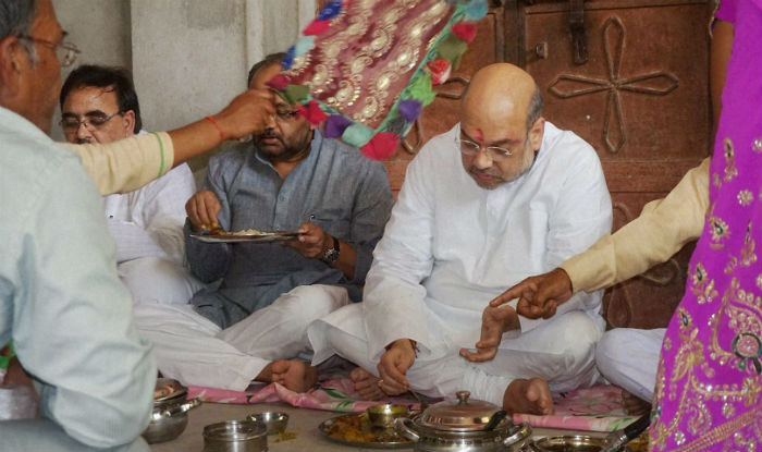 Mayawati Is Looking For The Man Who Cooked Food For Amit Shah, And It Is Not Because The Food Was Great 