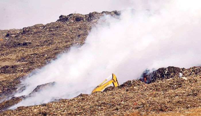 Mumbai Wakes Up, Calls For Deonar Shutdown, After Smoke From The Garbage Dump Chokes The City For 3 Days
