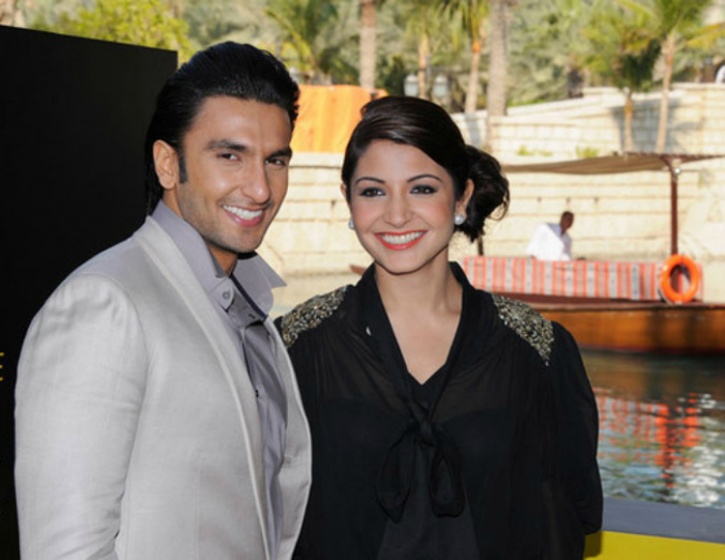 Anushka Sharma & Ranveer Singh's Special Gesture For A Fan Will Put A ...