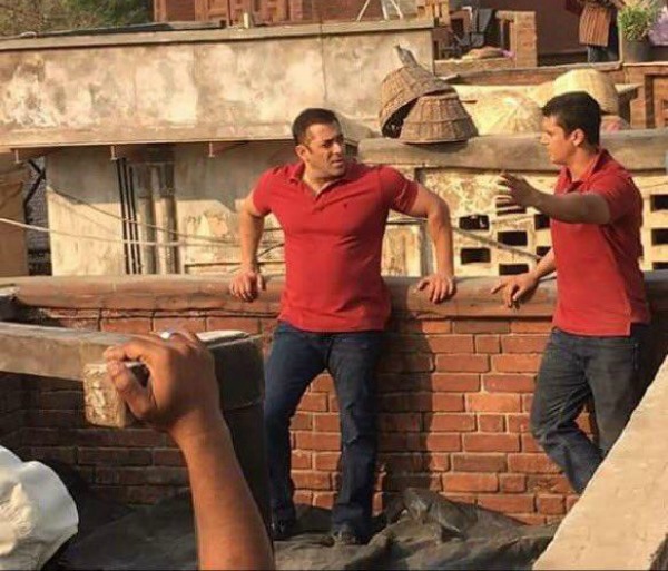 Salman Khan And His Stunt Double In 'Sultan' Shoot Together, Look Completely Alike