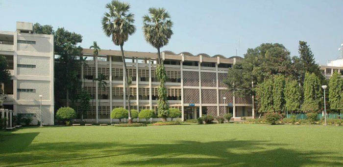 95% Freshers In IIT Bombay Never Had Sex, Says Campus Survey 