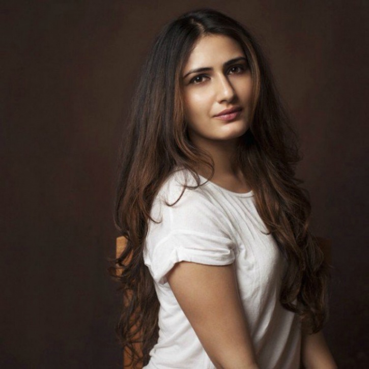 Remember The Lil Girl From Chachi 420? She Plays Aamir's Daughter In