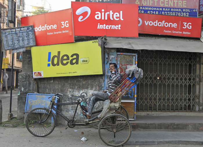 Jio Files Complaint Against Idea, Airtel And Vodafone For Ganging Up