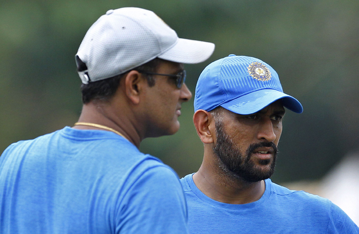 Indian Selectors Back Popular Mood, May Back Dhoni The Captain Till 2019 World Cup