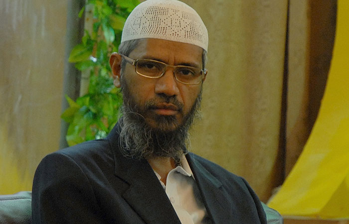 Nia Conduct Raids At Zakir Naiks Islamic Research Foundation Offices In Mumbai 