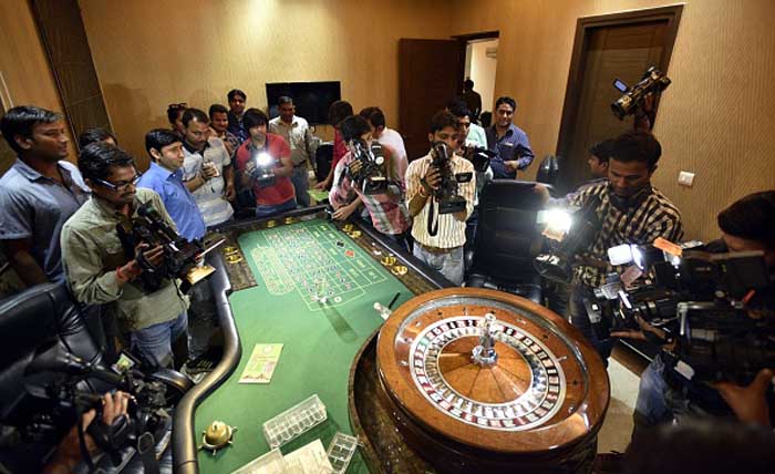 Delhi Police bust an illegal casino
