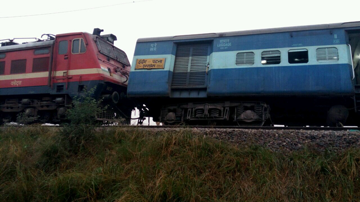 After Six Hours Of Search And Rescue, 50 Rescued And 100 Dead In Indore-Patna Express Accident