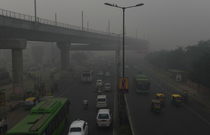 Smog in delhiq