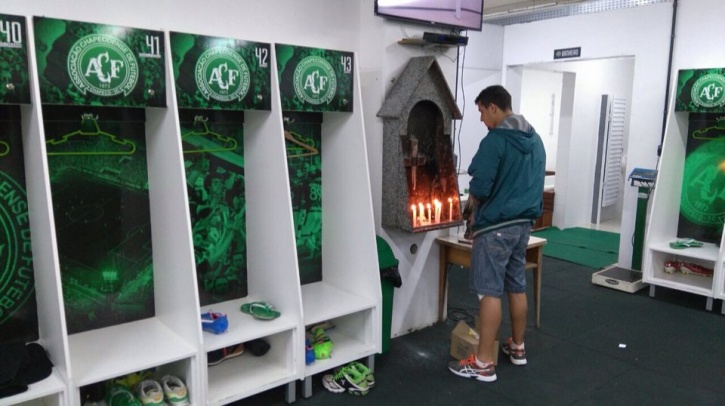 The team was awarded the Copa Sudamerica title after their opponents Athletico Nacional requested for the same but that does little for the three players who now sit alone and mourn their fellow players in that dressing room.
