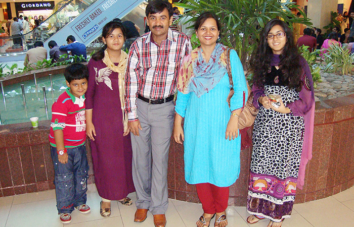 Mashal Maheshwari Family