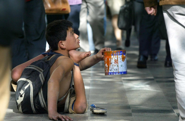 child beggars malaysia shanghaiist