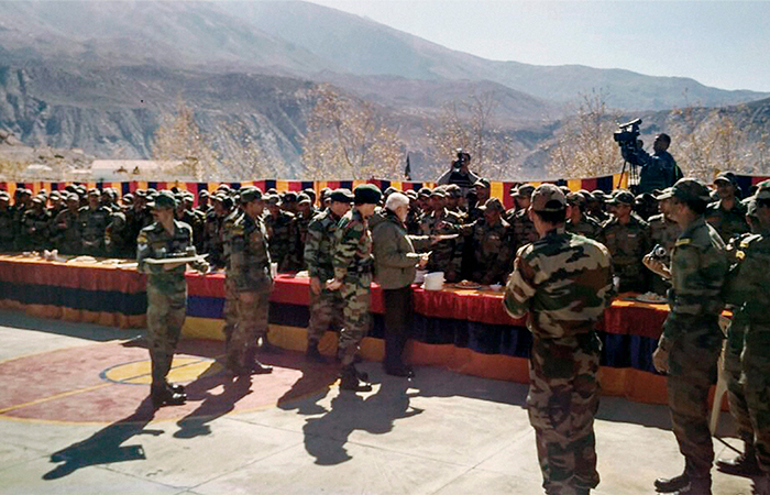 Modi Celebrate Diwali With Soldiers